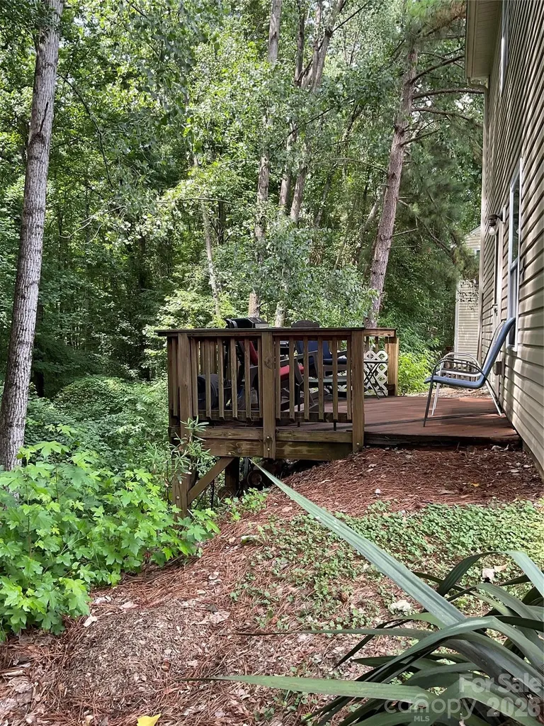 11213 Deer Stand Court Charlotte NC 28214