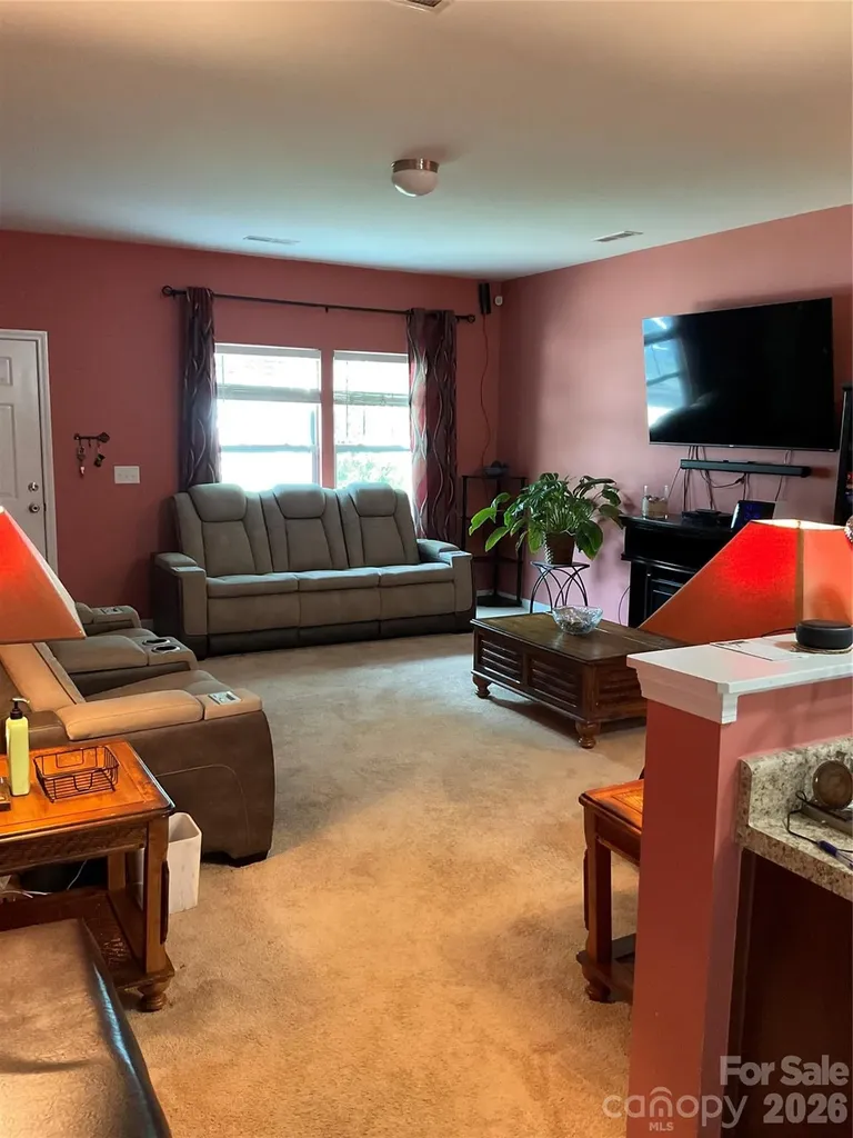 11213 Deer Stand Court Charlotte NC 28214