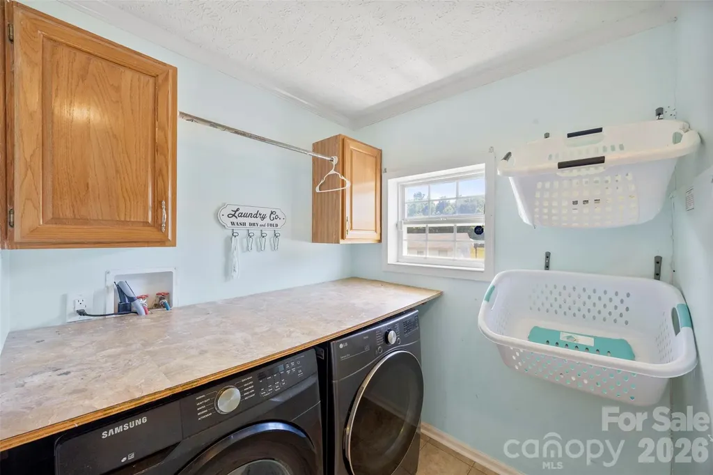 40047 Old Salisbury Road New London NC 28127