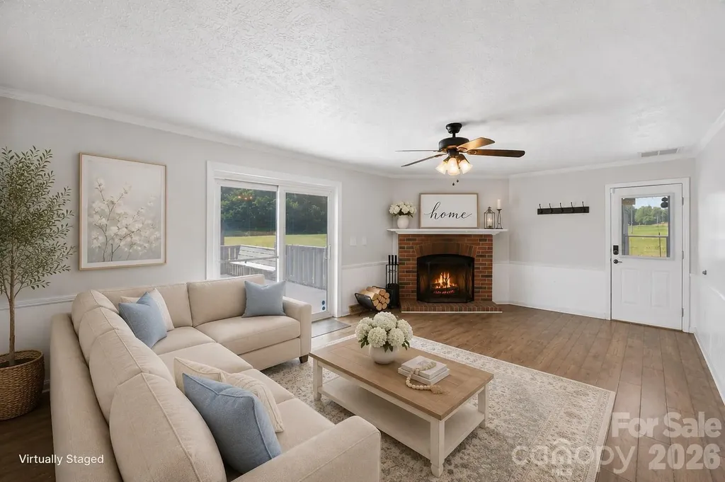 40047 Old Salisbury Road New London NC 28127
