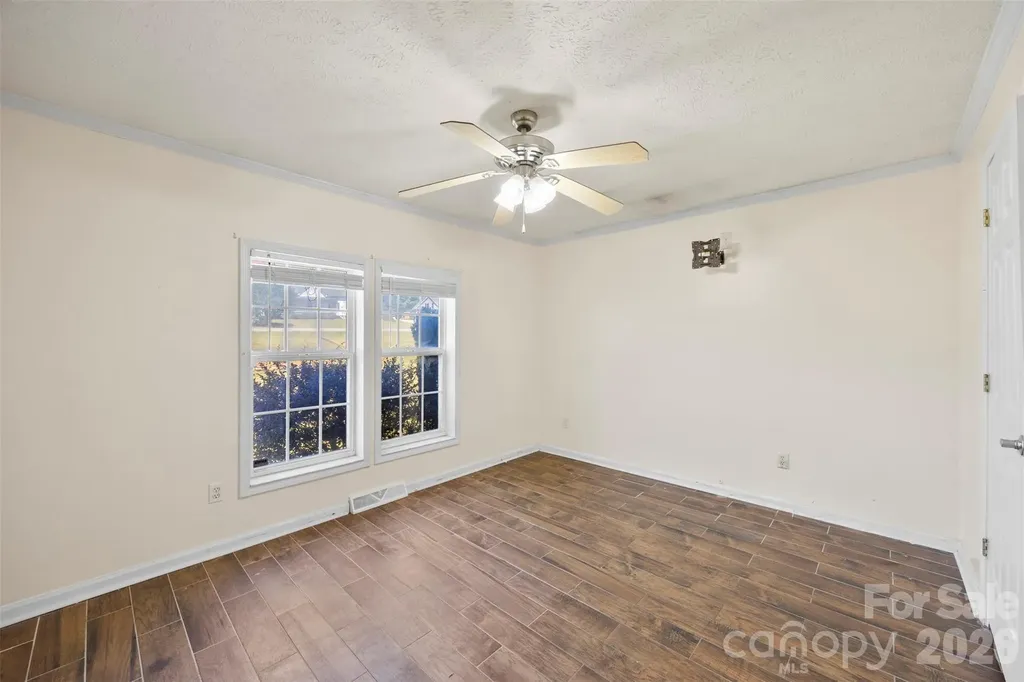 40047 Old Salisbury Road New London NC 28127