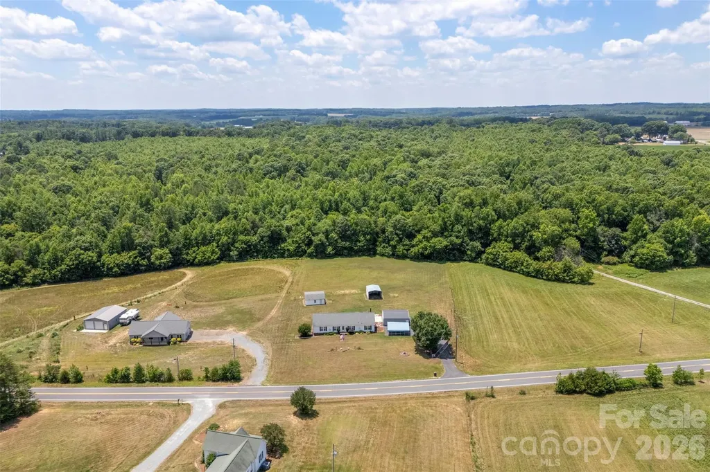 40047 Old Salisbury Road New London NC 28127