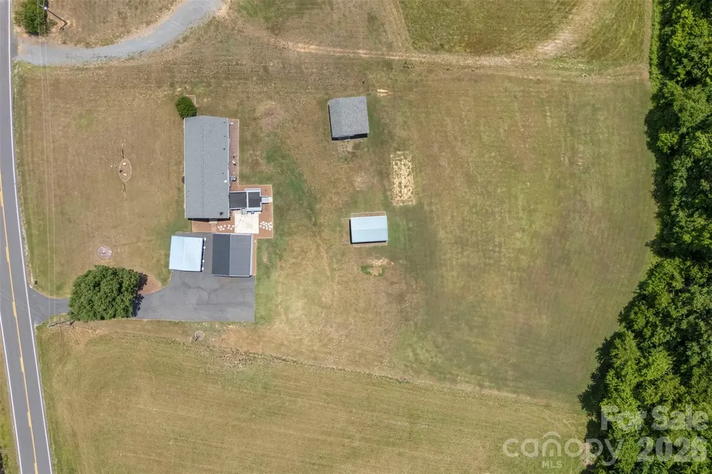 40047 Old Salisbury Road New London NC 28127