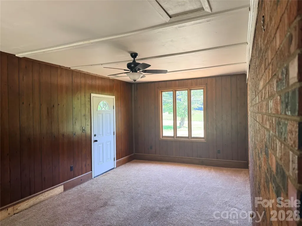 267 Hoopaugh Avenue Ellenboro NC 28040