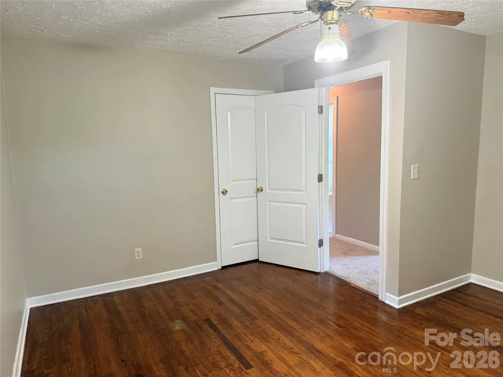 267 Hoopaugh Avenue Ellenboro NC 28040