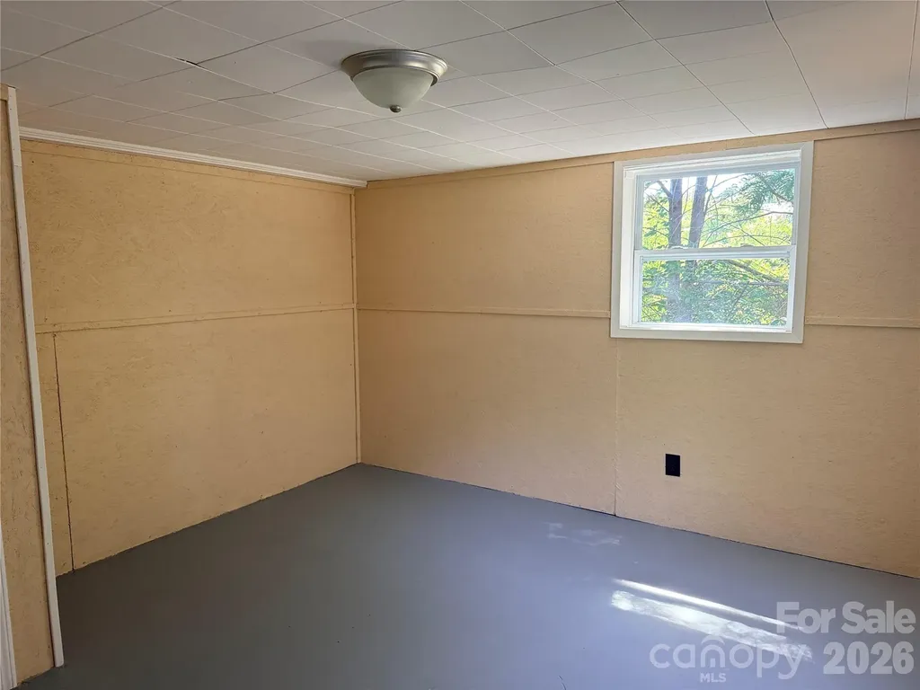 267 Hoopaugh Avenue Ellenboro NC 28040