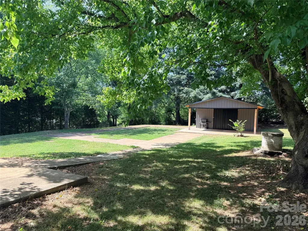 267 Hoopaugh Avenue Ellenboro NC 28040