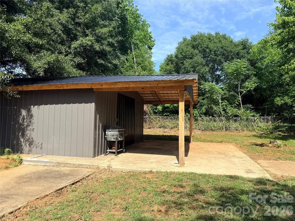 267 Hoopaugh Avenue Ellenboro NC 28040