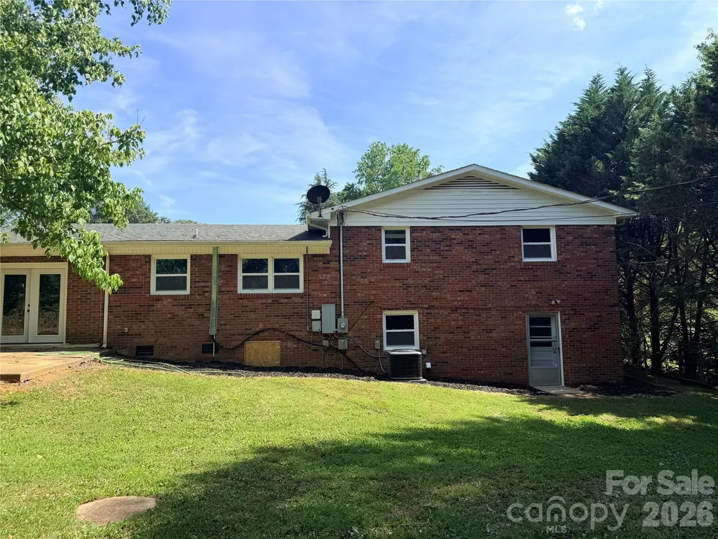 267 Hoopaugh Avenue Ellenboro NC 28040