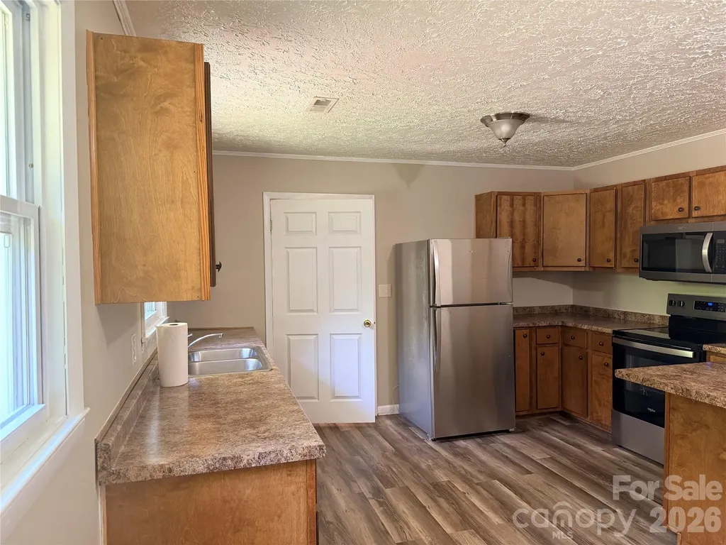 267 Hoopaugh Avenue Ellenboro NC 28040