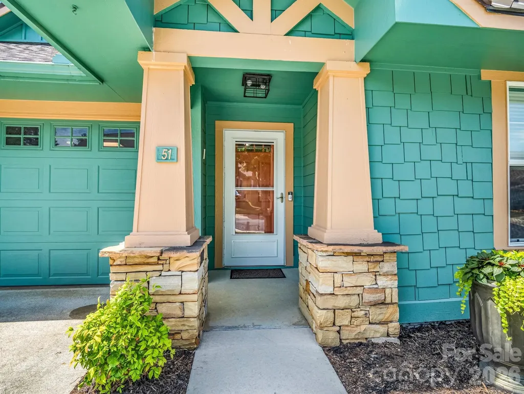 51 Barn Owl Way Hendersonville NC 28792