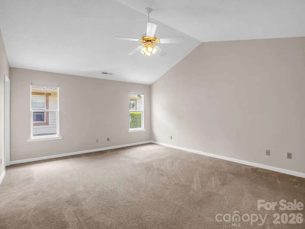 51 Barn Owl Way Hendersonville NC 28792