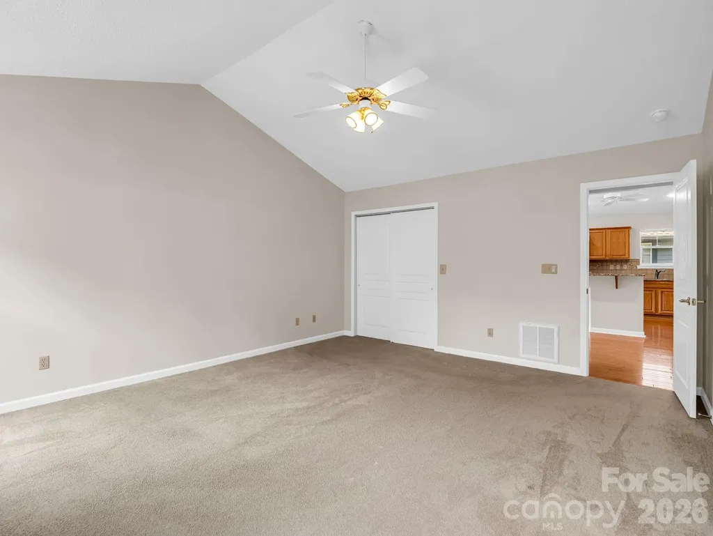 51 Barn Owl Way Hendersonville NC 28792