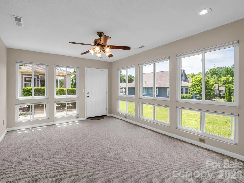 51 Barn Owl Way Hendersonville NC 28792
