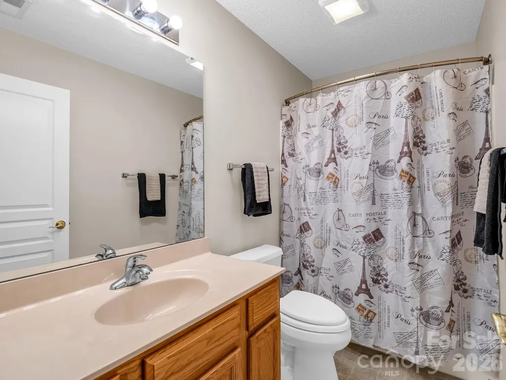 51 Barn Owl Way Hendersonville NC 28792