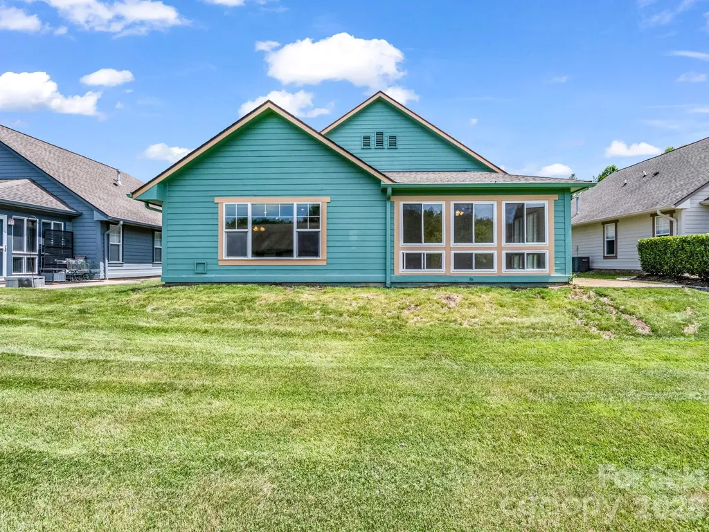 51 Barn Owl Way Hendersonville NC 28792