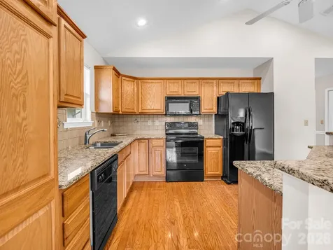 51 Barn Owl Way Hendersonville NC 28792