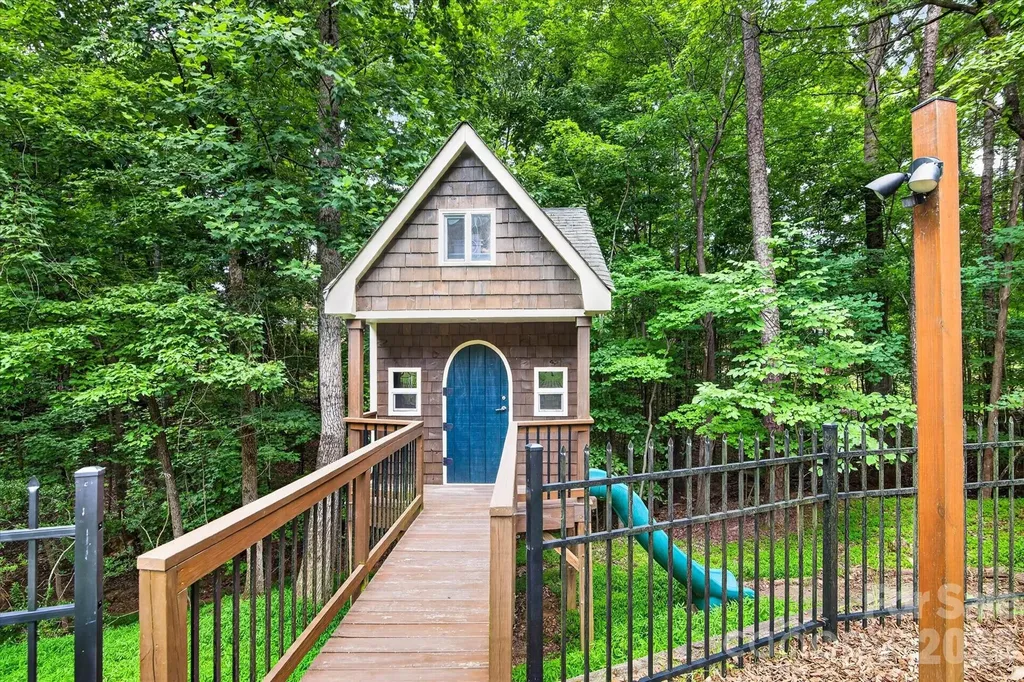 2929 Providence Trail Lane Charlotte NC 28270