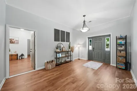 1857 Creekside Place Lenoir NC 28645