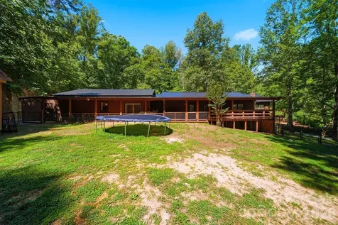 1857 Creekside Place Lenoir NC 28645