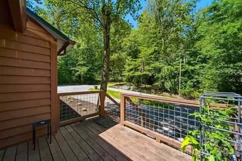 1857 Creekside Place Lenoir NC 28645