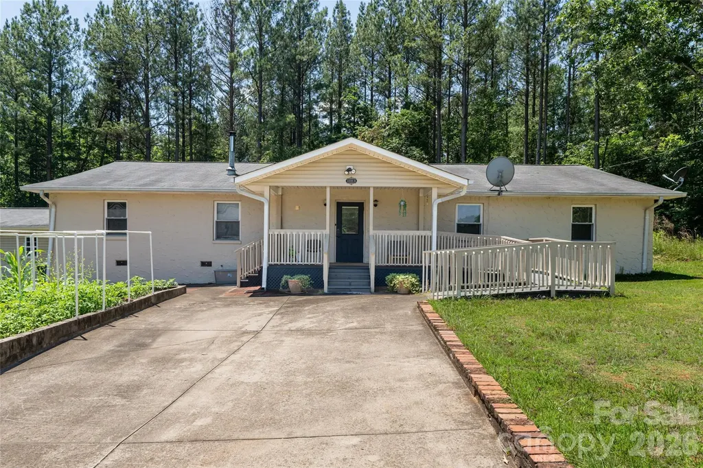 2800 Coxe Road Tryon NC 28782