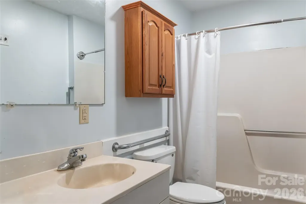 2800 Coxe Road Tryon NC 28782