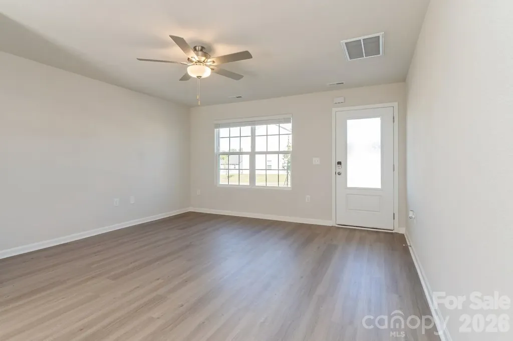6248 Lowe Lane Charlotte NC 28214