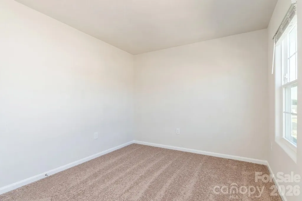 6248 Lowe Lane Charlotte NC 28214