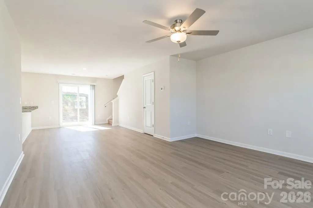 6248 Lowe Lane Charlotte NC 28214