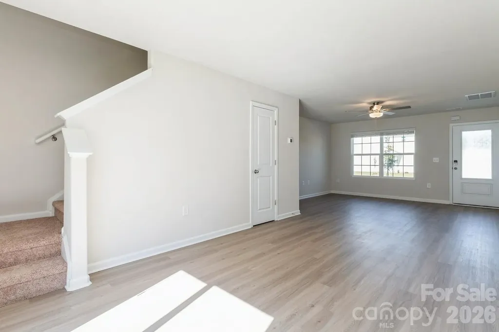 6248 Lowe Lane Charlotte NC 28214