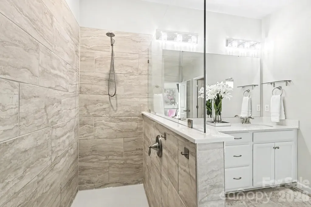 5023 American Bittern Lane Charlotte NC 28214