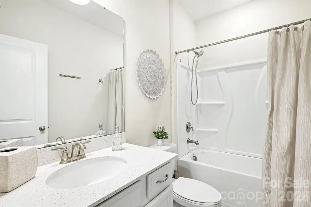 5023 American Bittern Lane Charlotte NC 28214