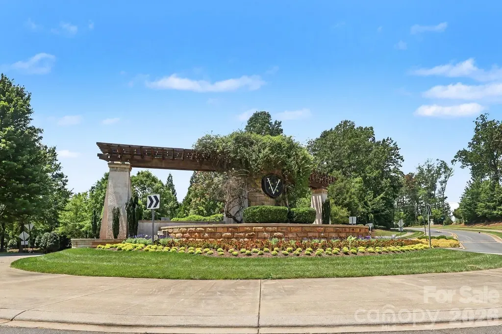 5023 American Bittern Lane Charlotte NC 28214