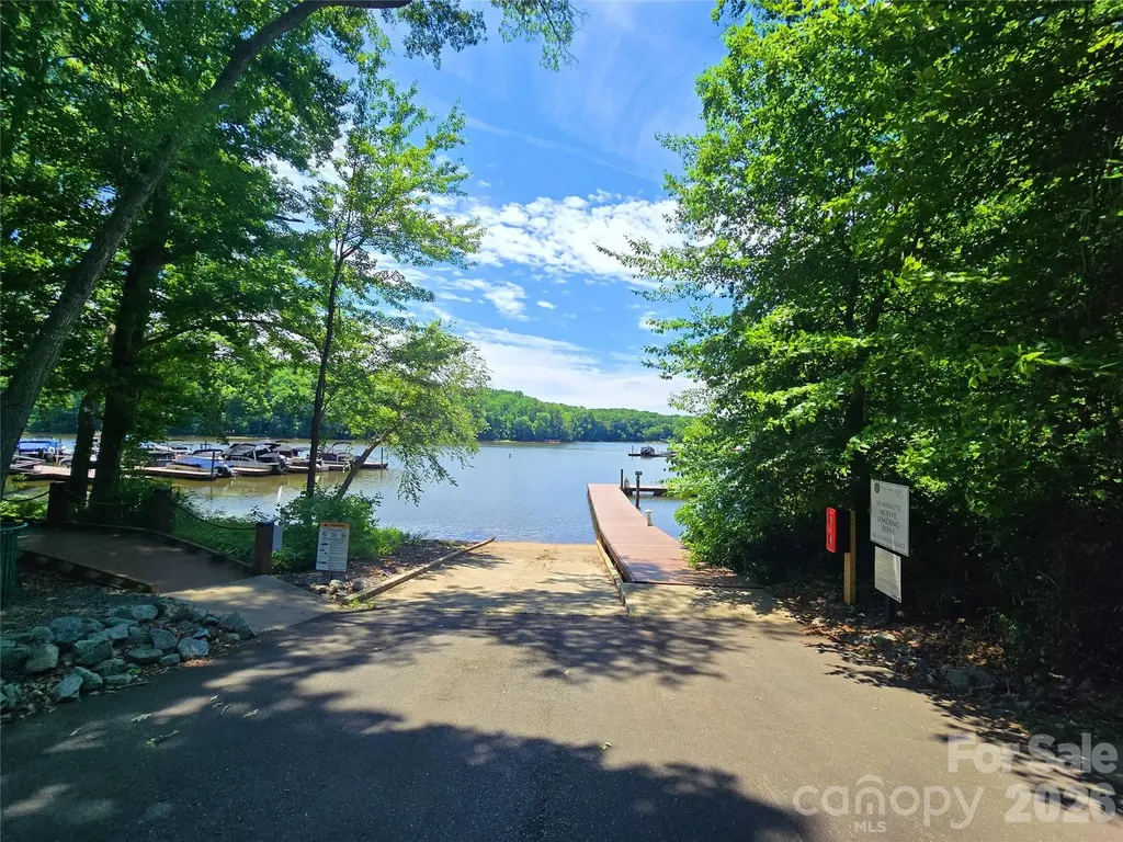 5023 American Bittern Lane Charlotte NC 28214