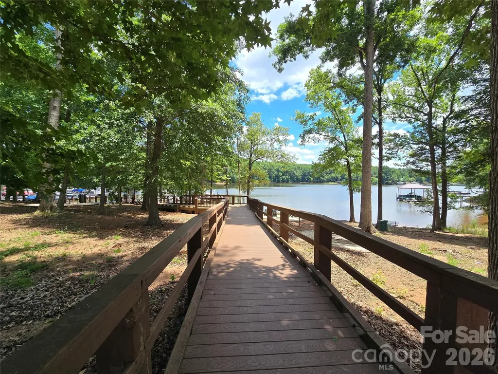 5023 American Bittern Lane Charlotte NC 28214