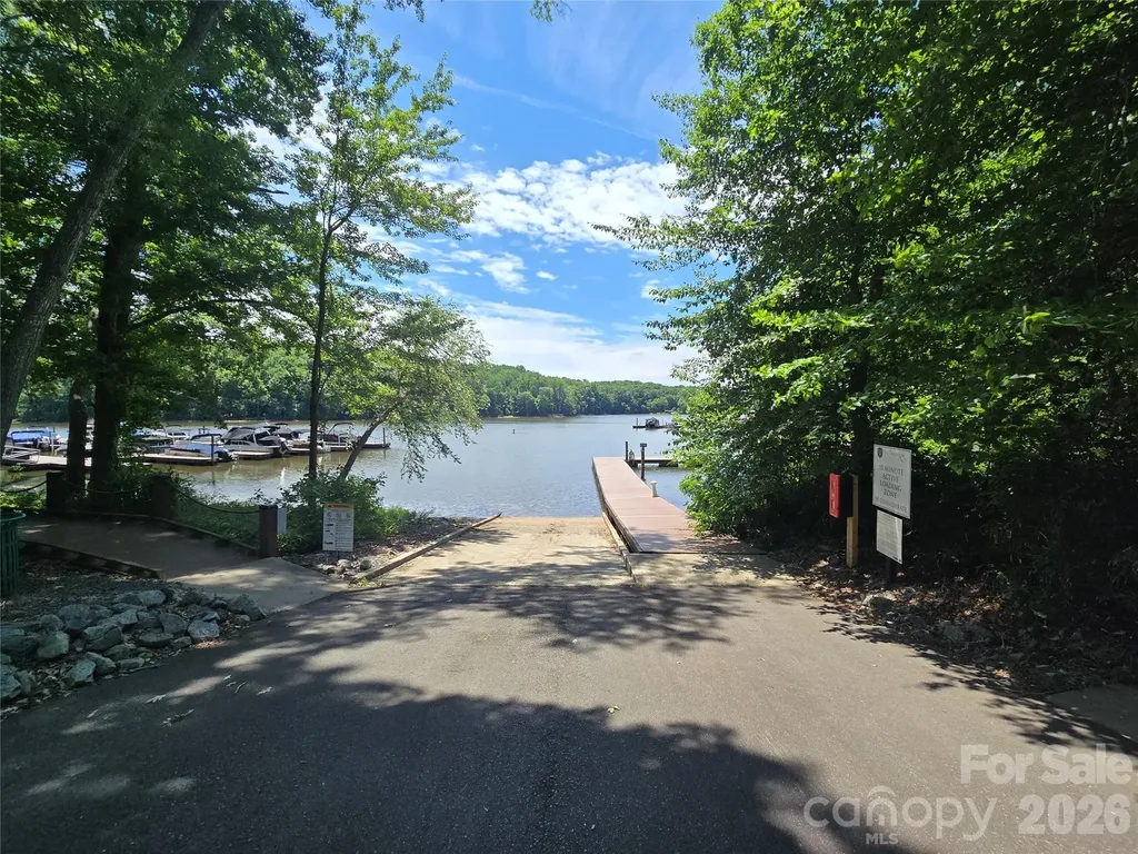 5023 American Bittern Lane Charlotte NC 28214