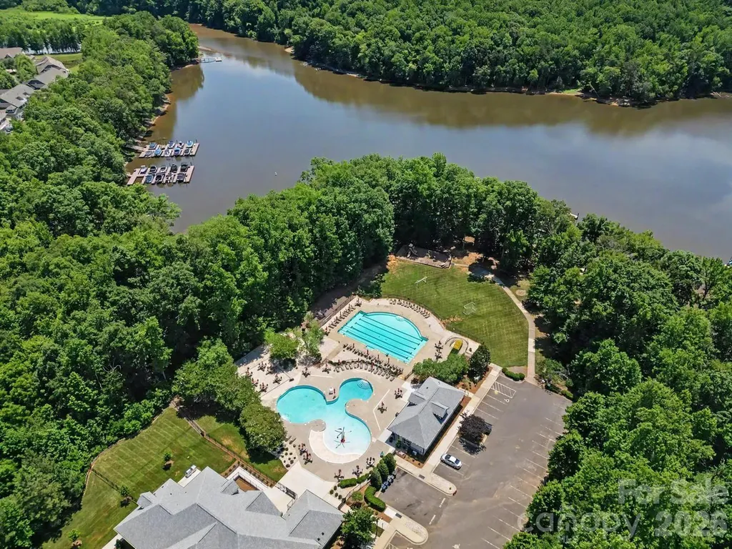 5023 American Bittern Lane Charlotte NC 28214