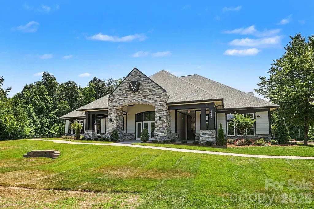 5023 American Bittern Lane Charlotte NC 28214