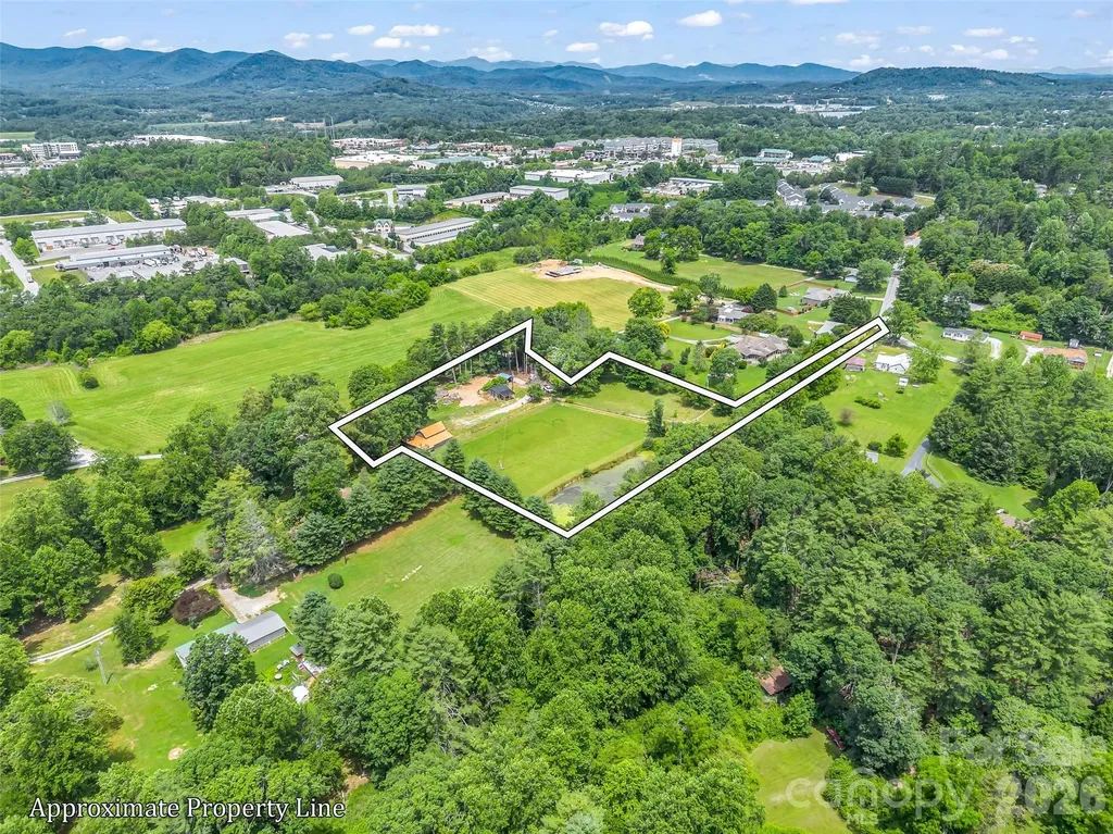 54 Old Lime Kiln Road Arden NC 28704