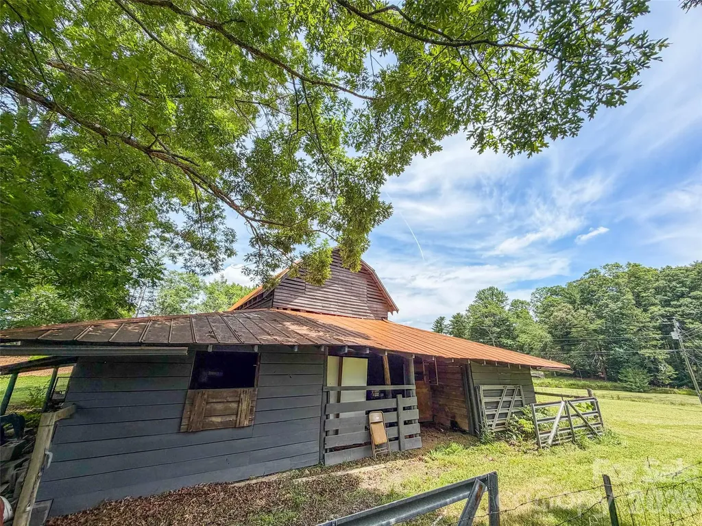 54 Old Lime Kiln Road Arden NC 28704