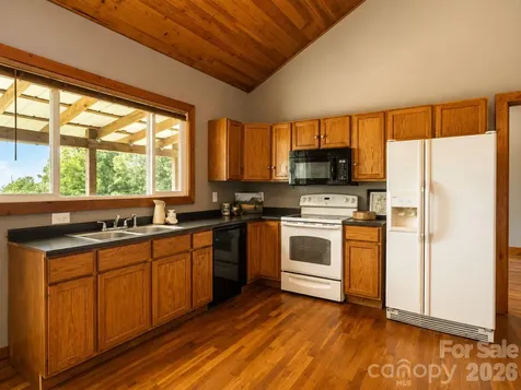 3020 Silver Creek Mountain Road Morganton NC 28655