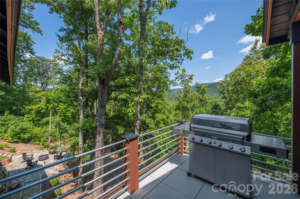 28 Garren View Drive Fairview NC 28730