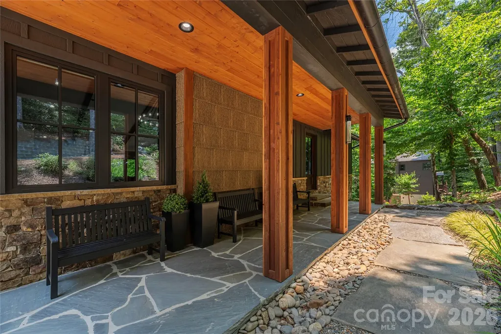 28 Garren View Drive Fairview NC 28730