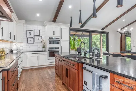 28 Garren View Drive Fairview NC 28730