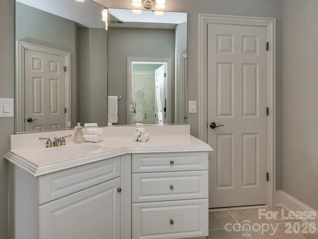 7126 Summerhill Ridge Drive Charlotte NC 28226