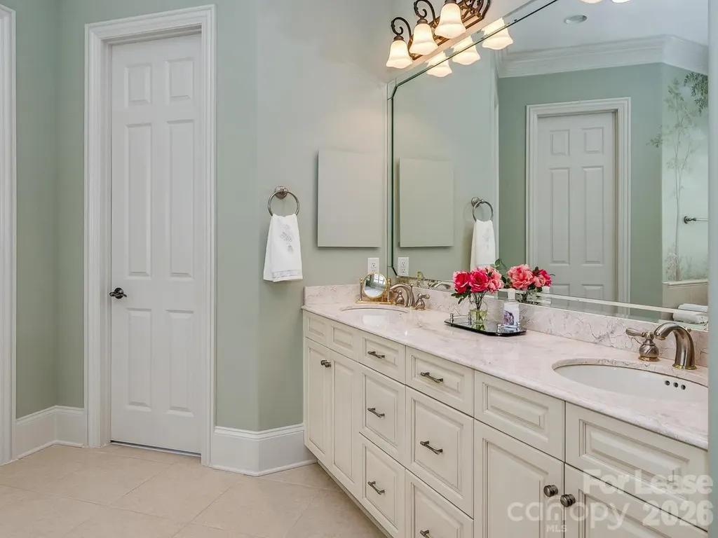 7126 Summerhill Ridge Drive Charlotte NC 28226