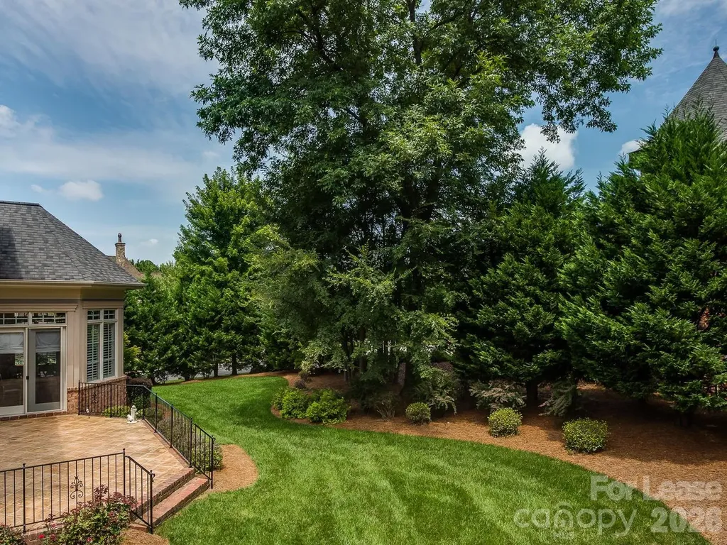 7126 Summerhill Ridge Drive Charlotte NC 28226
