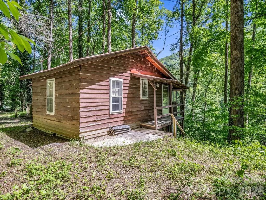 247 Legacy Layne Drive Hendersonville NC 28792