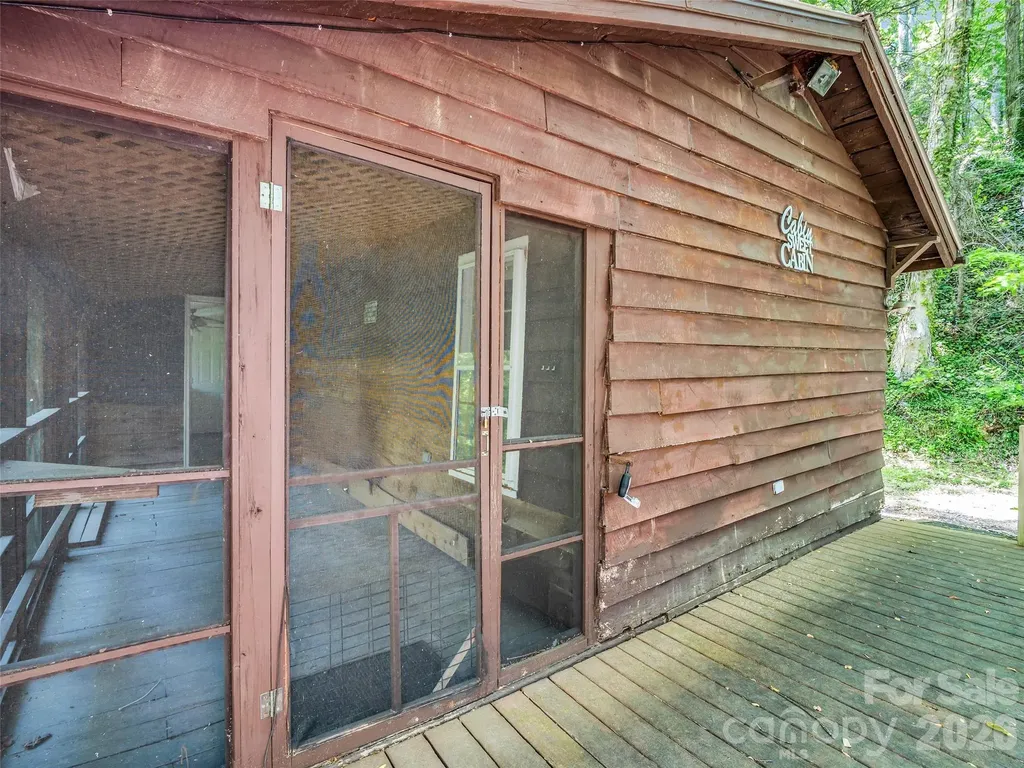 247 Legacy Layne Drive Hendersonville NC 28792